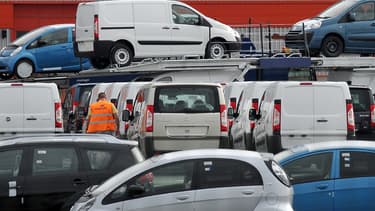 Spécialisée dans la production d'utilitaires, l'usine PSA Sevelnord recrute plusieurs centaines d'intérimaires. (image d'illustration)