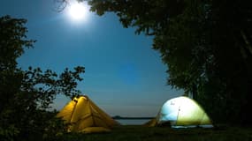 Une poignée de gérants de camping continue de miser sur le rapport à l'humain, à la nature, à la vie.
