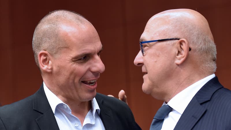 Michel Sapin, ministre français des Finances, proposent à son homologue grec, Yanis Varoufakis, de prendre exemple sur le Portugal pour éviter une catastrophe économique.