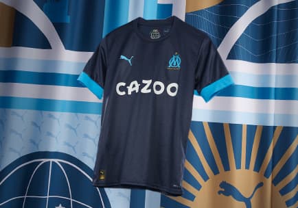 Le nouveau maillot extérieur de l'OM Le nouveau maillot extérieur de l'OM