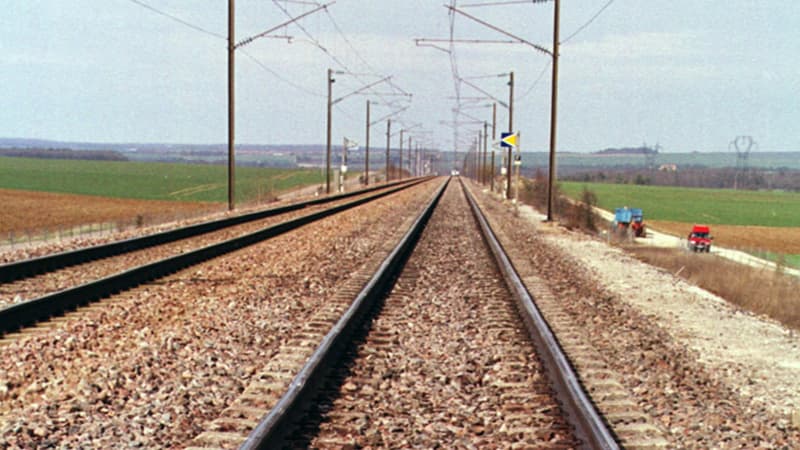 Le train circulait à près de 140 km/h au moment du choc.