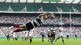 L'Angleterre et les Barbarians britanniques s'affrontent régulièrement à l'occasion de matchs de gala