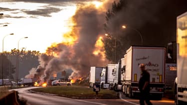 Le blocage sur l'A1, à Roye, samedi matin.