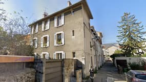 Le conflit de voisinage qui aurait dégénéré s'est produit dans cet immeuble,  rue Danton, dans le quartier Chorier-Berriat à Grenoble.