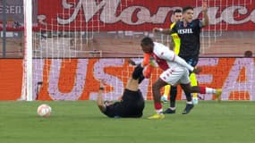 Monaco-Trabzonspor : le vilain geste de Maxi Gomez sur Camara