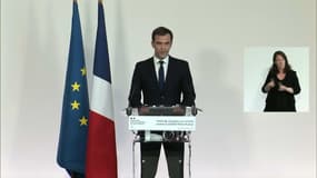 Olivier Véran en conférence de presse le 25 mars 2021.