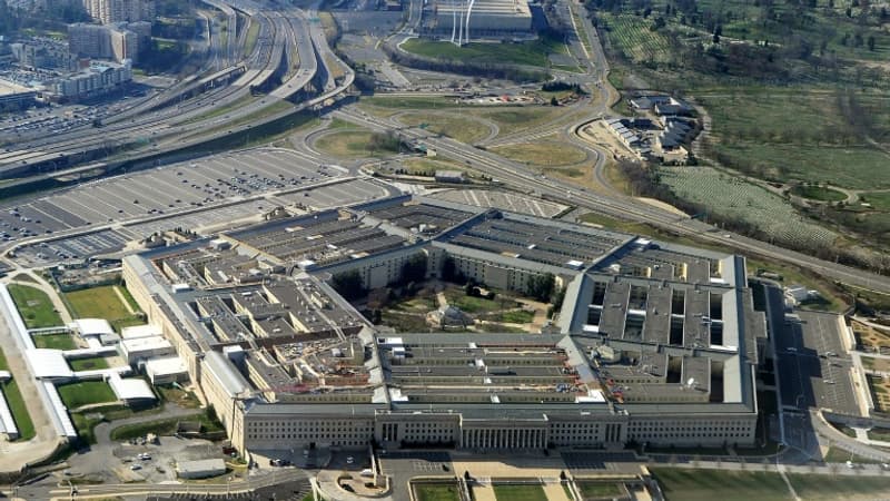 Raciste, amateur d'armes... Le profil de l'homme derrière la fuite de documents au Pentagone se précise
