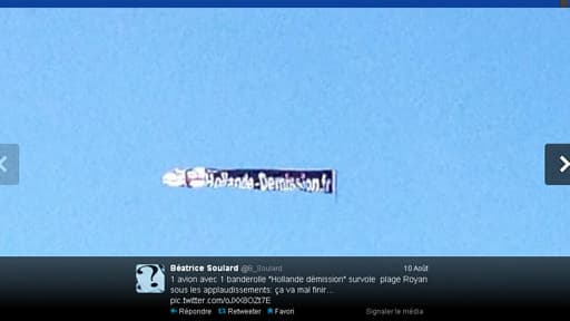 Photo publiée sur twitter de l'avion anti-Hollande.