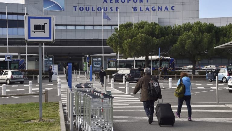 L'aéroport de Toulouse a été privatisé en 2015.