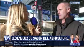 Le salon de l'Agriculture s'apprête à ouvrir ses portes au public... Et cet éleveur a sa méthode pour habituer ses vaches au bruit 