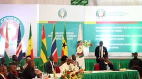 Réunion des représentants de la Communauté économique des États d'Afrique de l'Ouest (Cédéao) le 10 août 2023 à Abuja au Nigéria