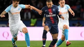 Mbappé face à Caleta Car et Thauvin