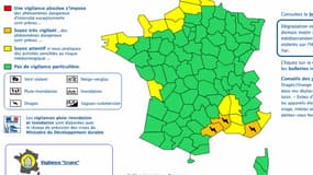 Trois départements du sud-est de la France ont été placés en alerte orange aux orages pour la nuit de lundi à mardi.