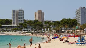 Les faits se sont produits dans la station balnéaire Magaluf sur l'île de Majorque, dans les Baléares.