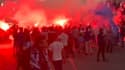 Des supporters de l'OM devant le Vélodrome avant le match contre Tottenham