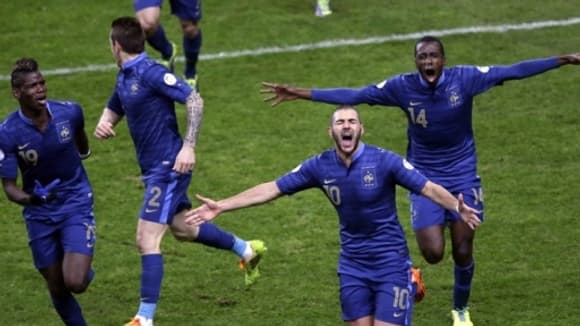 Les Bleus après leur victoire contre l'Ukraine. Les Bleus après leur victoire contre l'Ukraine.