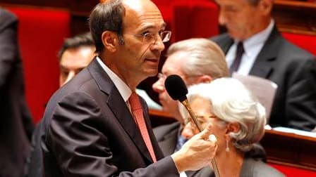 Dossier clos pour le gouvernement, aveu de conflit d'intérêt pour l'opposition: les soupçons qui éclaboussent le ministre du Travail, Eric Woerth, divisent plus que jamais la classe politique française. L'exécutif français estime que la page est tournée a