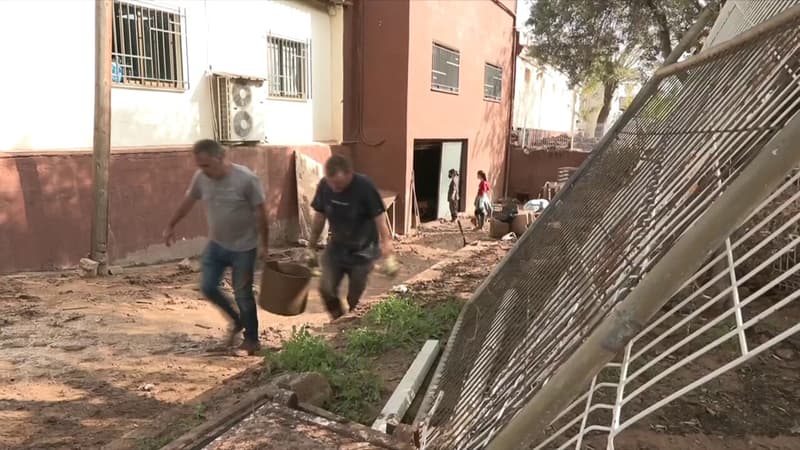 Inondations en Espagne: au moins 89 personnes portées disparues dans la région de Valence