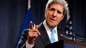 John Kerry à Genève le 17 avril 2014 lors d'une conférence de presse.