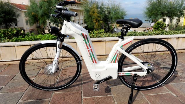 Un vélo électrique Alpha designé par Pragma Industries