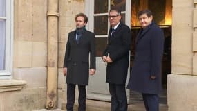 Les chefs de file du Parti socialiste, Boris Vallaud, Olivier Faure et Patrick Kanner à leur arrivée pour leur recontre avec le Premier ministre François Bayrou ce lundi 16 décembre