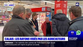 Calais: les rayons vidés par les agriculteurs