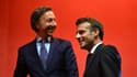 Emmanuel Macron et Stéphane Bern visitent un théâtre à l'italienne à Gueret, France, le 16 septembre 2022, lors des Journées européennes du patrimoine 2022.