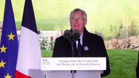 Michel Barnier lors des commémorations du 11-Novembre à Meaux en 2024. 