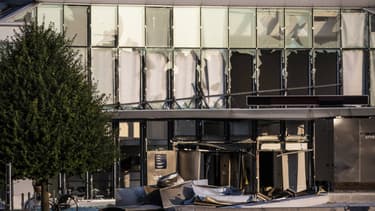 Le siège de l'administration fiscale après l'explosion
