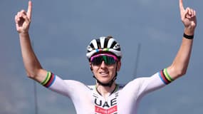 Tadej Pogacar lors de sa victoire sur la 6e étape du Critérium du Dauphiné 2025 à Combloux