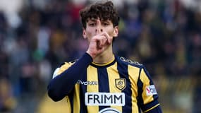 Romano Floriani Mussolini célèbre son but lors du match de la Juve Stabia contre Cesena, le 22 décembre 2024.