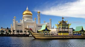 Illustration - Une des célèbre mosquée au dôme doré de Brunei