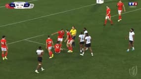 La grosse colère de Dan Biggar contre un coéquipier lors de pays de Galles-Fidji, le 10 septembre 2023.