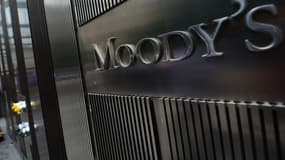 Moody's abaisse la note de la France d'un cran sur fond de "faible croissance".