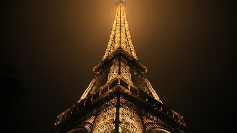 La Tour Eiffel sera illuminée ce mardi soir aux couleurs de la Belgique - Mardi 22 mars 2016