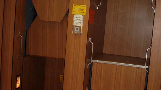 Un « paternoster », ou ascenseur qui ne s'arrête jamais, en Allemagne