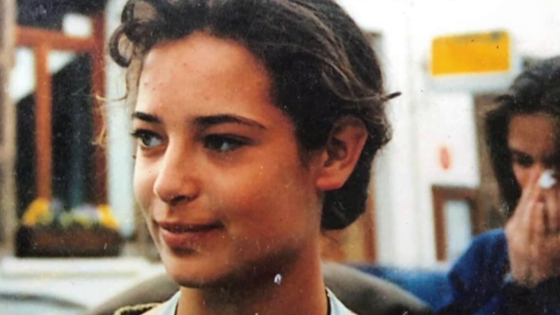 Cécile Vallin, 17 ans, a disparu en Savoie en 1997 Cécile Vallin, 17 ans, a disparu en Savoie en 1997