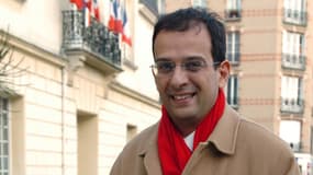 Le sénateur socialiste des Hauts-de-Seine et ancien maire de Clamart Philippe Kaltenbach doit répondre vendredi de "corruption passive" devant le tribunal correctionnel de Nanterre.