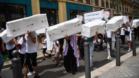 Des familles de victimes d'assassinats ont défilé ce mercredi matin à Marseille.