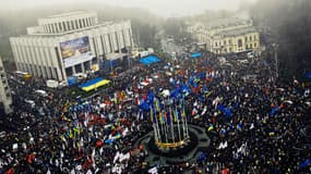 Des dizaines de milliers de personnes se sont réunies à Kiev le 24 novembre.