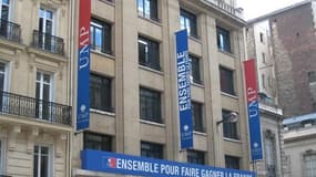 La brigade financière s'est rendue mercredi au siège de l'UMP à Paris dans l'enquête visant l'héritière de L'Oréal Liliane Bettencourt et ses liens avec le parti majoritaire