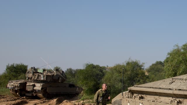 Des soldats israéliens postés le long de la frontière avec Gaza, le 13 javier 2016 (image d'illustration).