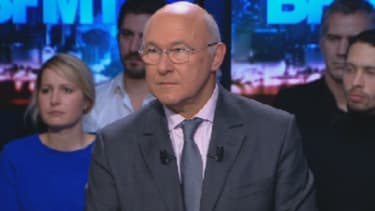 Michel Sapin était l'invité d'Apolline de Malherbe dans BFM Politique ce dimanche 1er décembre 2013.
