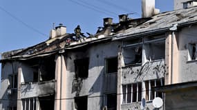 Un bâtiment détruit par un missile russe à Lviv le 15 août 2023