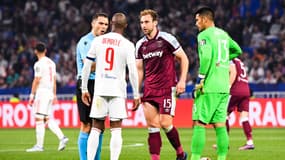 L'arbitre suisse Sandro Schärer lors de Lyon-West Ham