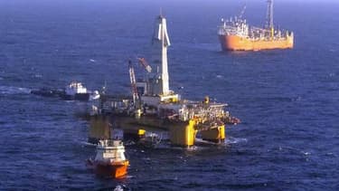 Shell explique que de nombreux forages peuvent être nécessaires pour qu'une extraction soit rentable.