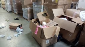 Les cartons du Secours populaire d'Angers sans dessus dessous après le cambriolage du 28 et 29 décembre 2024.