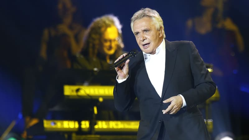 Michel Sardou en concert à Bercy en 2012.