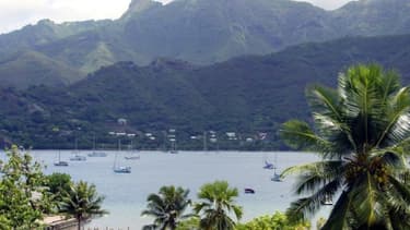 La baie de Nuku Hiva, dans l'archipel des Marquises, le 28 mars 2005 en Polynésie