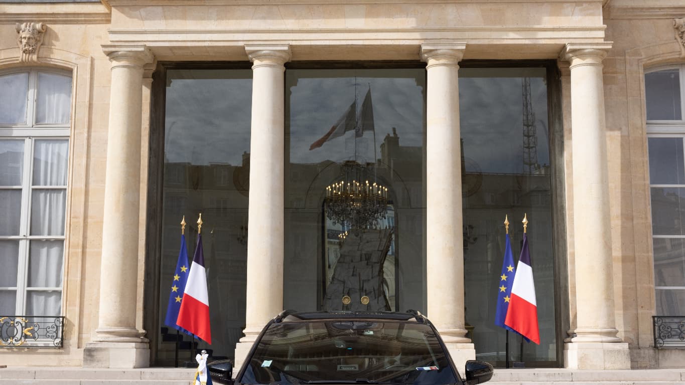 La nouvelle DS7 Elysée du Chef de l'Etats